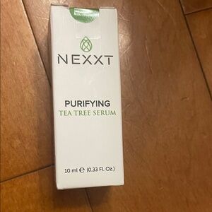 Nexxt Purifying Tea Tree Serum - White and Green Packaging